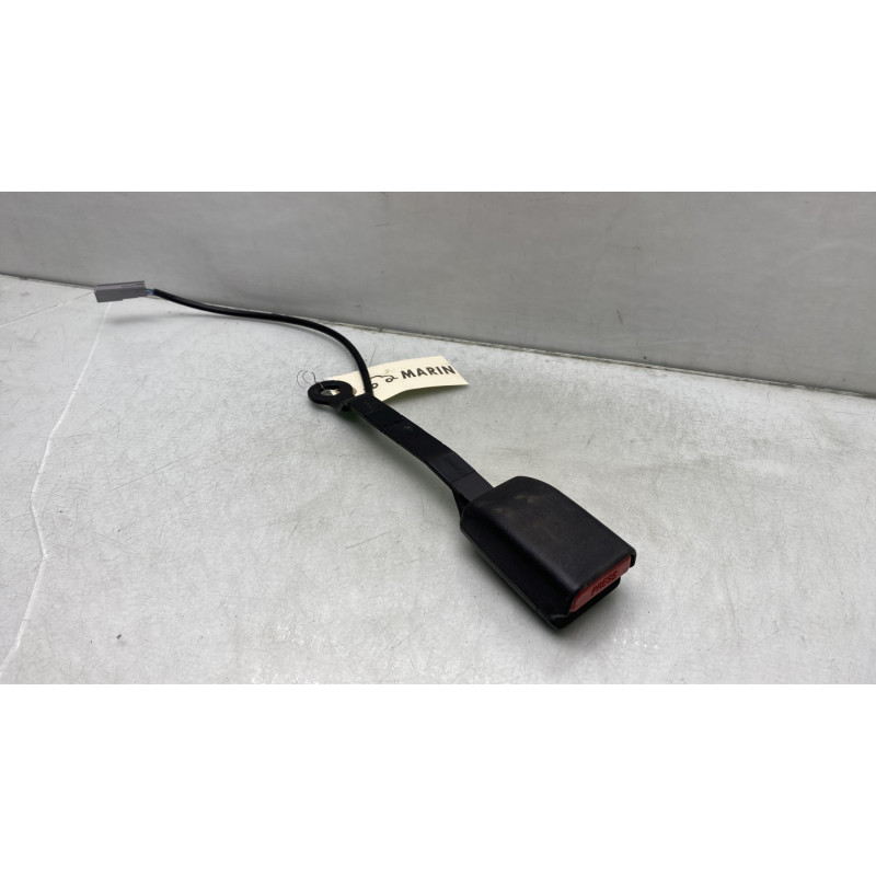 Attache ceinture avant droit MAZDA 3 3 Photo n°1