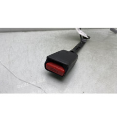 Attache ceinture avant droit MAZDA 3 3