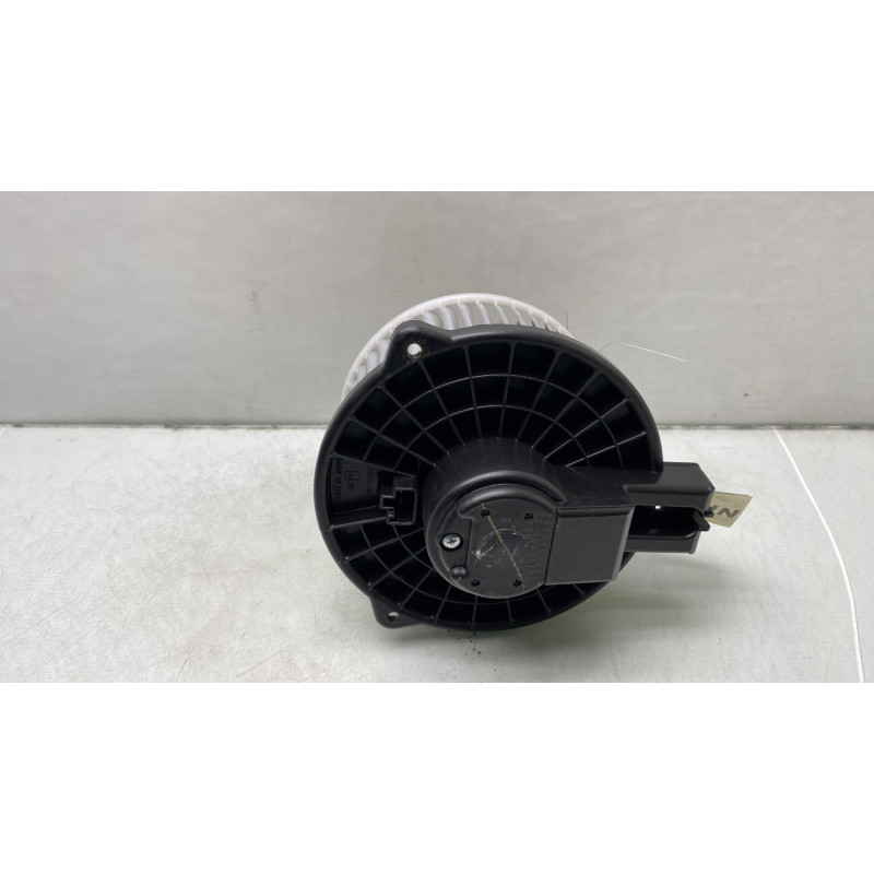 Pulseur d'air MAZDA 3 3 Photo n°2