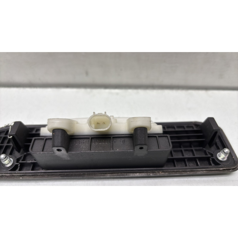 Bouton de coffre MERCEDES CLASSE A 176 Photo n°3