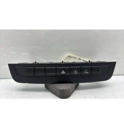 Bouton de warning MERCEDES CLASSE A 176