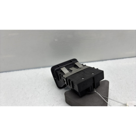 Poignee electrique frein a main MERCEDES CLASSE A 176