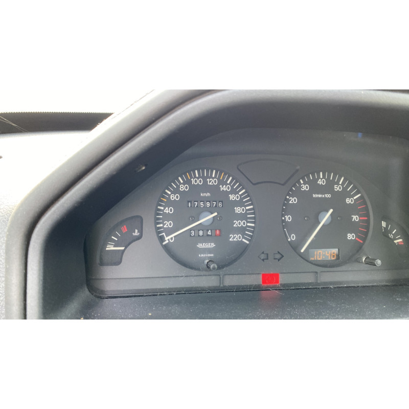 Poignee porte avant gauche PEUGEOT 106 Photo n°19