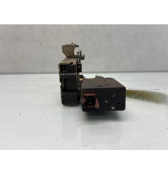 Serrure avant droit PEUGEOT 106