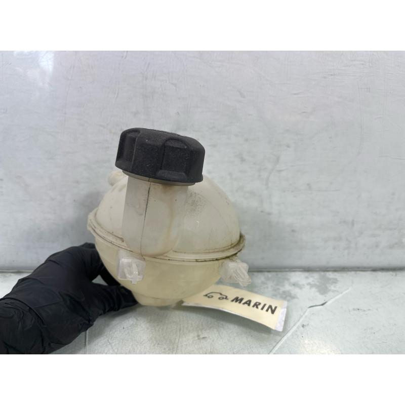 Vase d'expansion CITROEN C4 2 Photo n°4