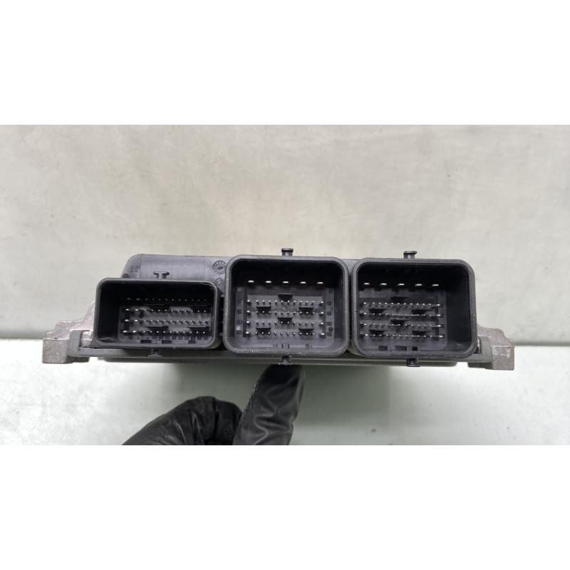 Calculateur moteur CITROEN C5 2 Photo n°3