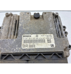 Calculateur moteur OPEL ZAFIRA B