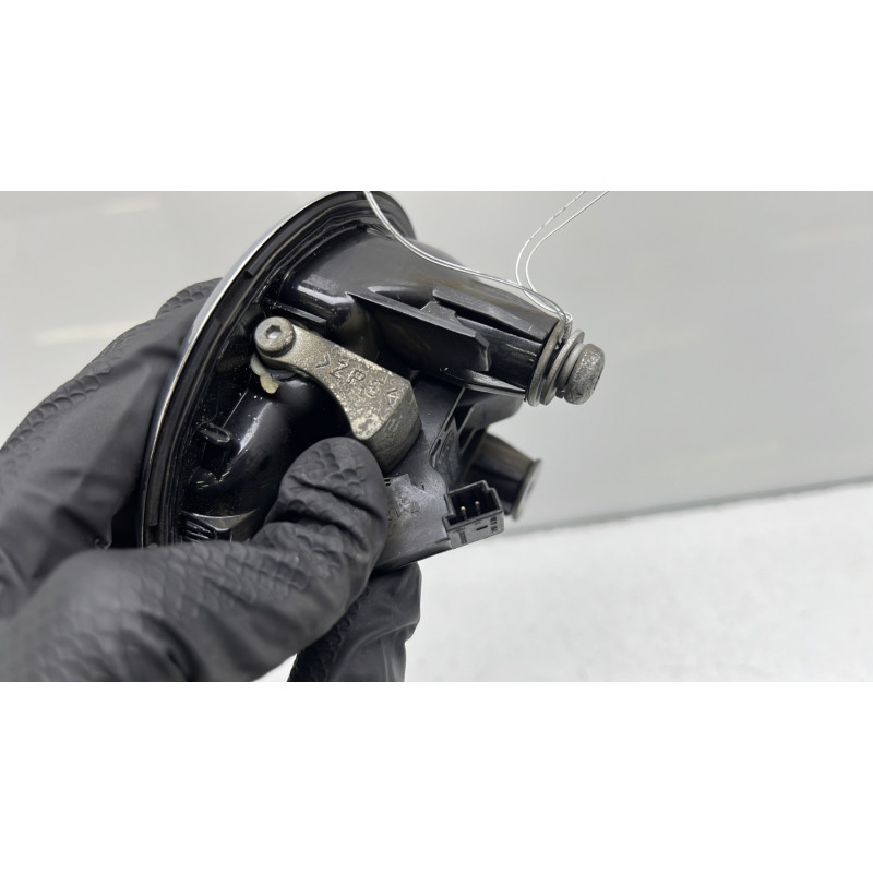 Bouton de coffre BMW SERIE 1 F21 Photo n°3