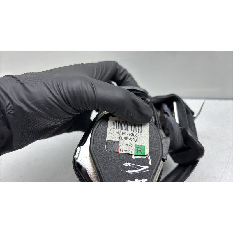 Pretensionneur de ceinture avant droit DACIA DUSTER 1 Photo n°3