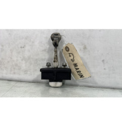 Arret de porte avant droit FIAT PUNTO EVO 3