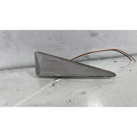 Repetiteur clignotant avant gauche (Feux) RENAULT MEGANE 2 Photo n°1