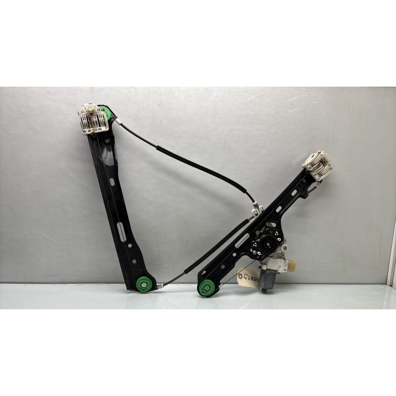 Leve vitre electrique avant droit BMW SERIE 1 E87 Photo n°1