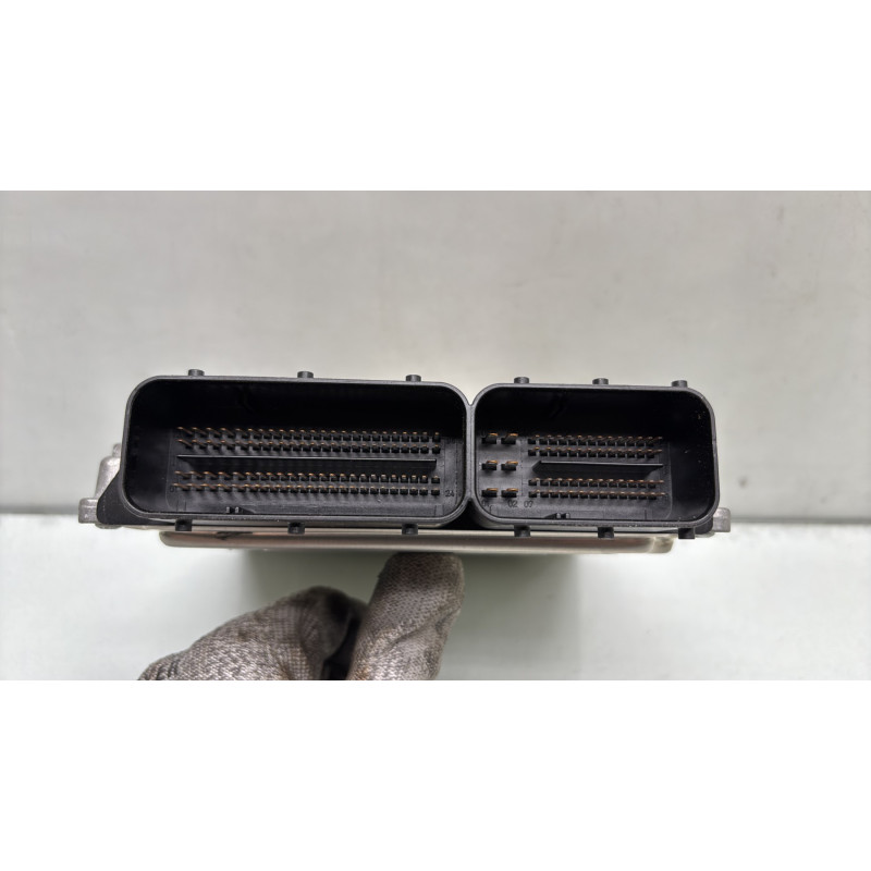Calculateur moteur BMW SERIE 1 E87 Photo n°3