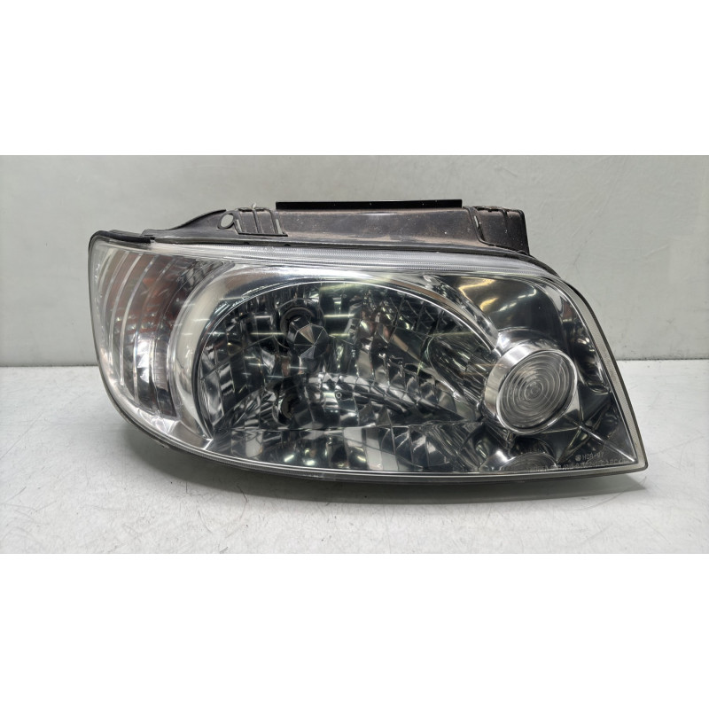 Optique avant principal droit (feux)(phare) HYUNDAI MATRIX Photo n°1