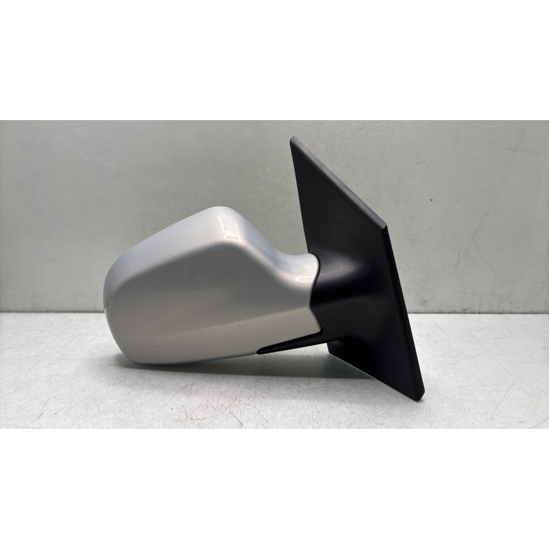 Retroviseur droit HYUNDAI MATRIX Photo n°2