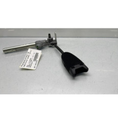 Pretensionneur de ceinture avant droit OPEL CORSA D