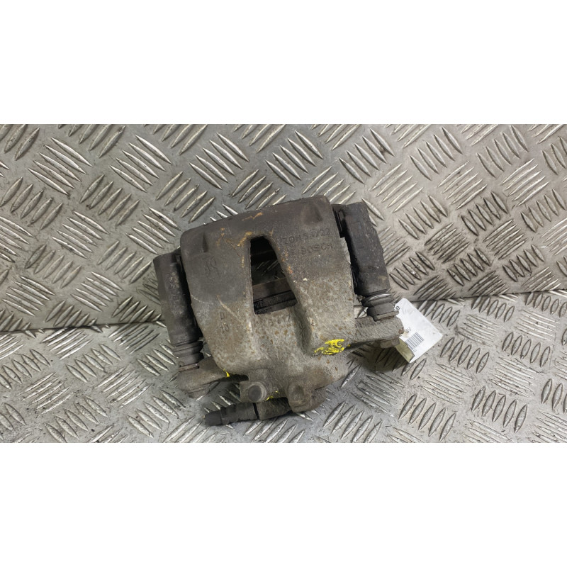 Etrier avant gauche (freinage) OPEL CORSA D Photo n°2