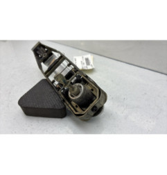 Poignee porte avant droit VOLKSWAGEN NEW BEETLE 1
