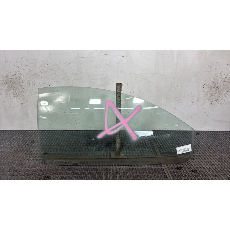 Vitre avant droit VOLKSWAGEN NEW BEETLE 1 Photo n°1