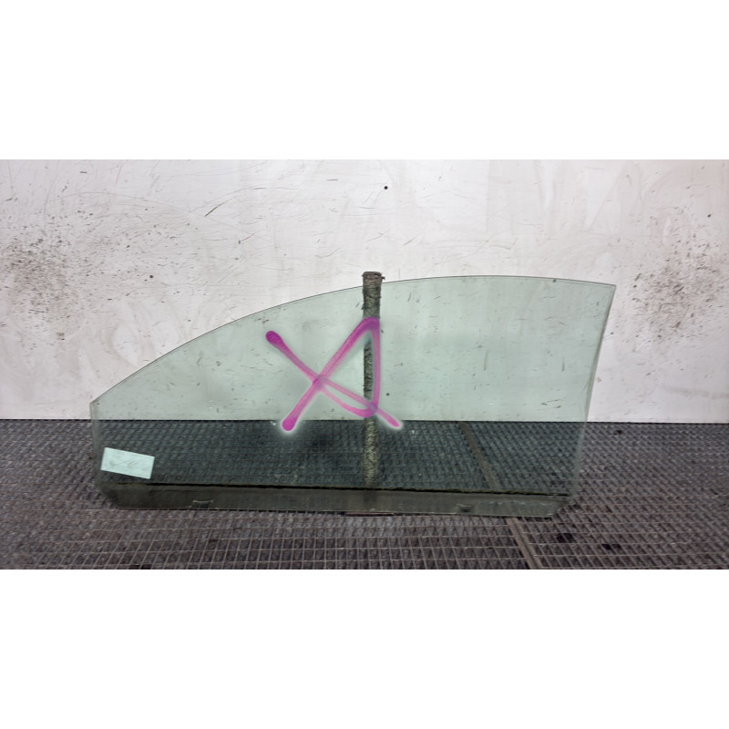 Vitre avant droit VOLKSWAGEN NEW BEETLE 1 Photo n°4