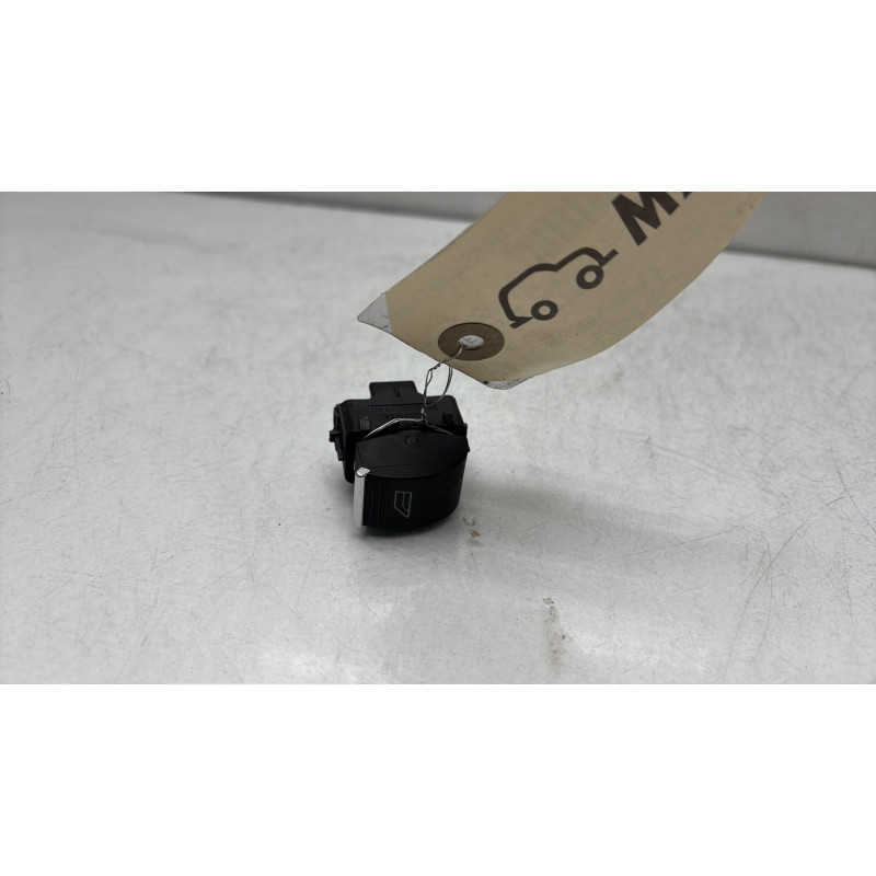 Interrupteur de leve vitre avant droit FORD FIESTA 6 Photo n°1