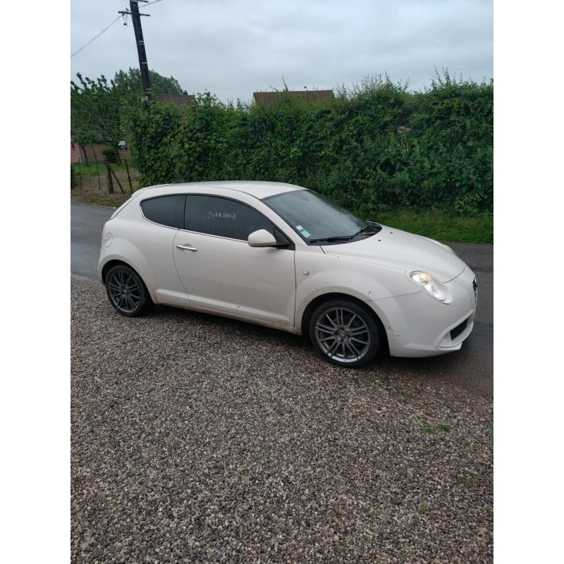 Feu arriere principal gauche (feux) ALFA ROMEO MITO Photo n°17