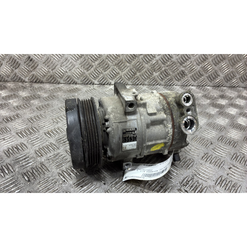 Compresseur clim OPEL CORSA E Photo n°1