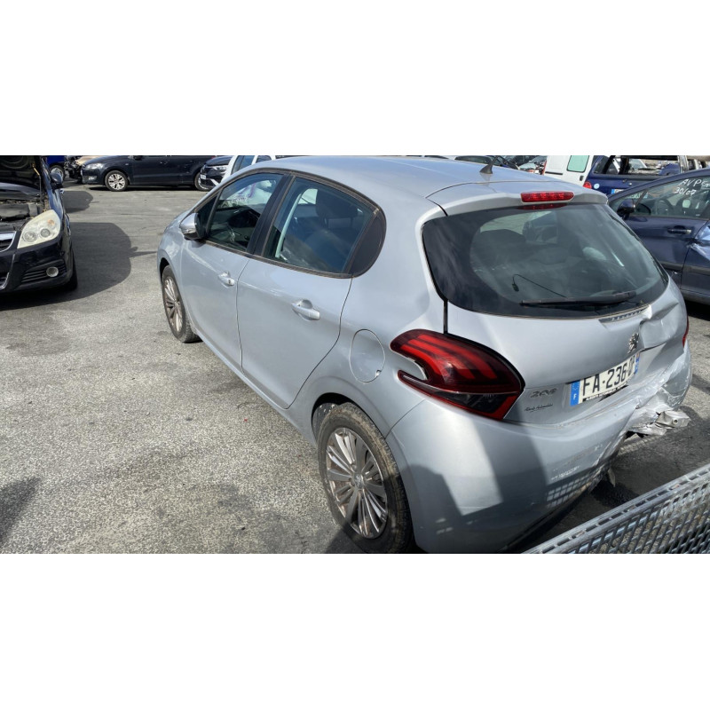 Jante PEUGEOT 208 1 Photo n°14