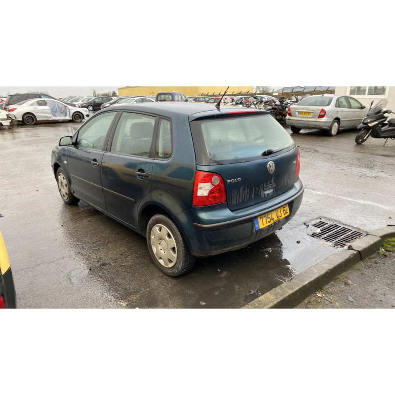 Capot VOLKSWAGEN POLO 4 Photo n°13
