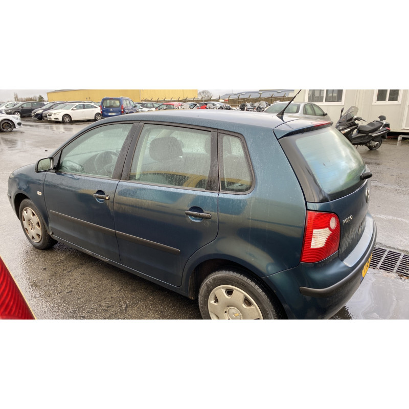 Capot VOLKSWAGEN POLO 4 Photo n°15