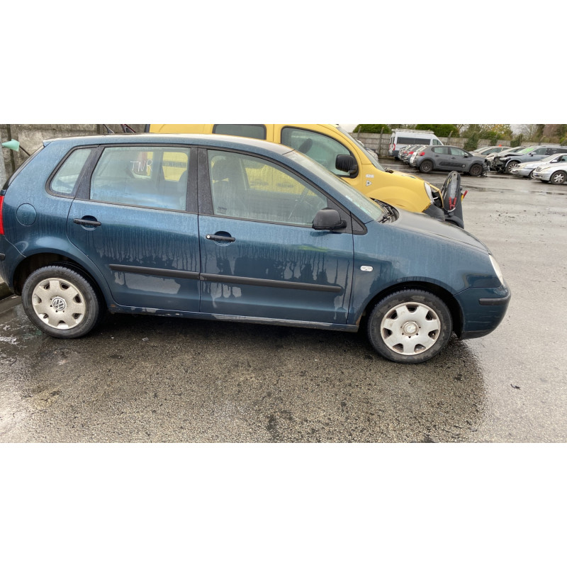 Capot VOLKSWAGEN POLO 4 Photo n°17