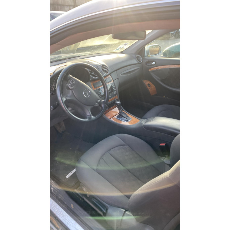 Vitre avant gauche MERCEDES CLASSE CLK 209 Photo n°13