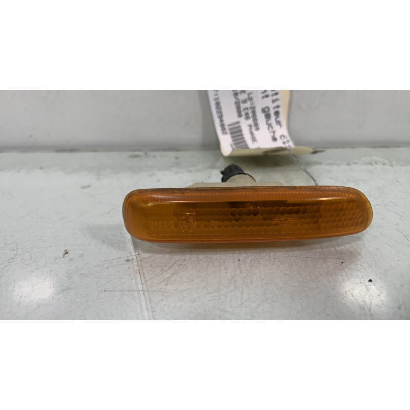 Repetiteur clignotant avant gauche (Feux) BMW SERIE 3 E46 Photo n°4