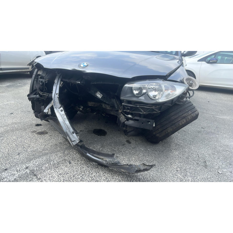 Vitre arriere gauche BMW SERIE 1 E87 Photo n°8