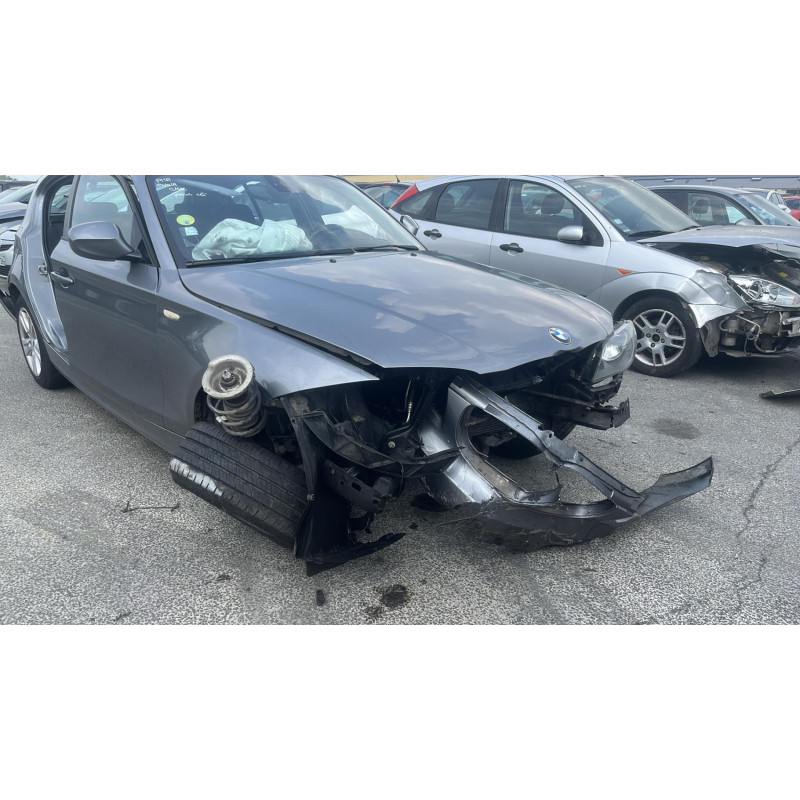 Vitre arriere gauche BMW SERIE 1 E87 Photo n°9