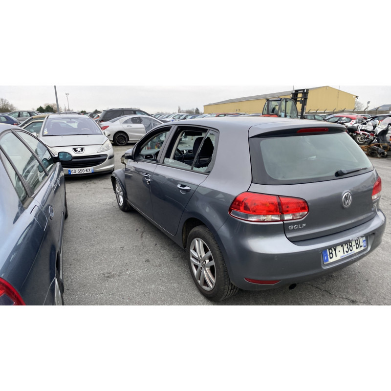 Feu arriere secondaire droit (feux) VOLKSWAGEN GOLF 6 Photo n°9