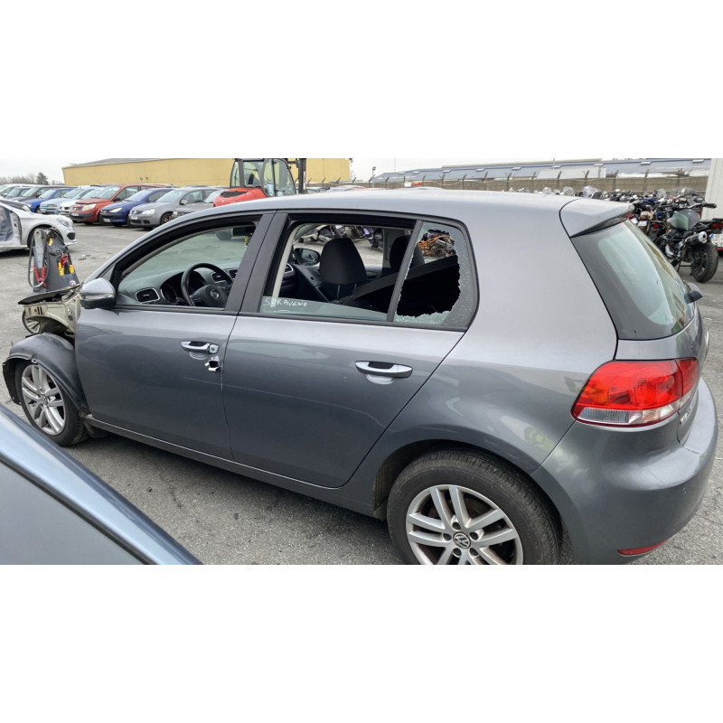 Feu arriere secondaire droit (feux) VOLKSWAGEN GOLF 6 Photo n°12