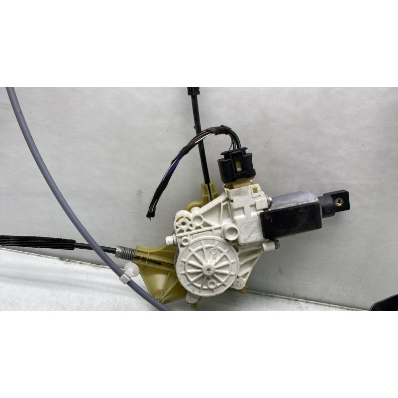 Leve vitre electrique avant gauche BMW SERIE 3 E92 Photo n°6