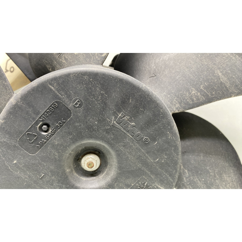 Moto ventilateur radiateur FORD FIESTA 6 Photo n°3