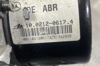 Bloc ABS (freins anti-blocage) MERCEDES CLASSE C 204