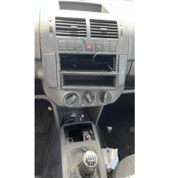 Serrure avant droit VOLKSWAGEN POLO 4