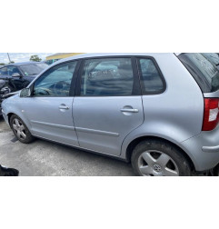 Serrure avant droit VOLKSWAGEN POLO 4