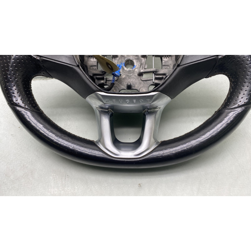 Volant PEUGEOT 208 1 Photo n°5