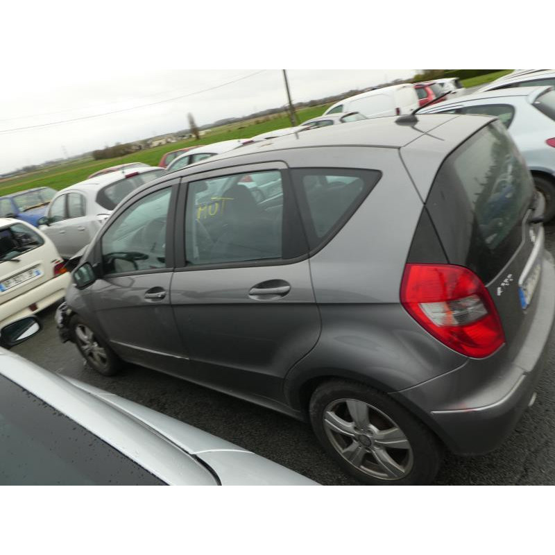Verin de coffre MERCEDES CLASSE A 169 Photo n°5