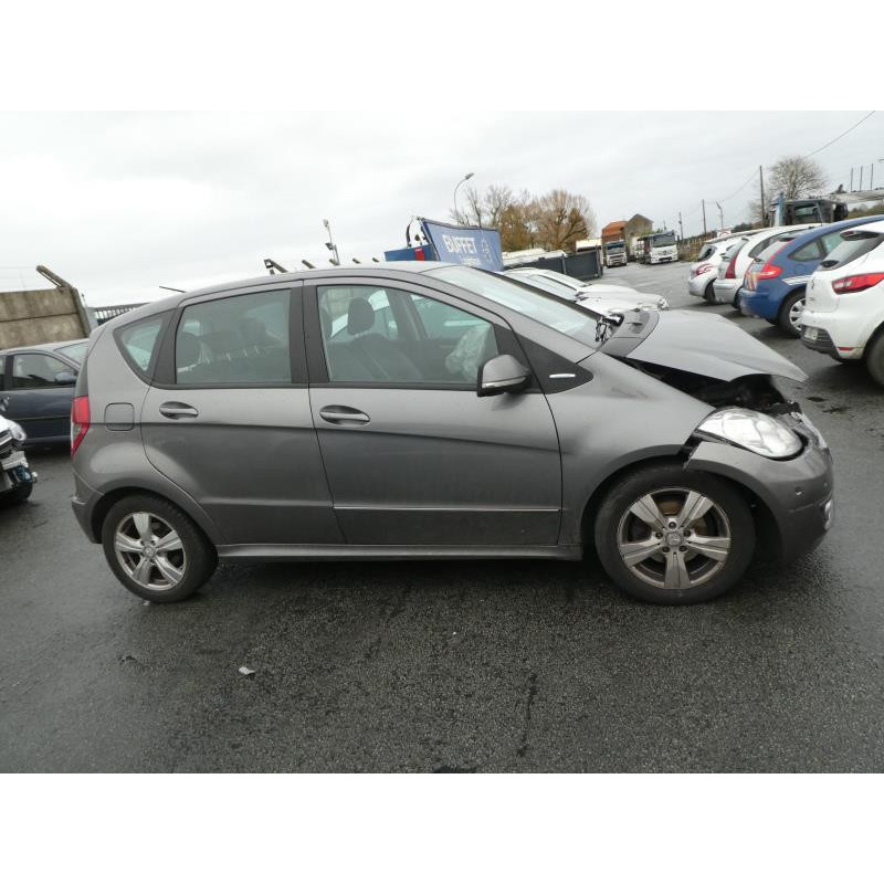 Verin de coffre MERCEDES CLASSE A 169 Photo n°7