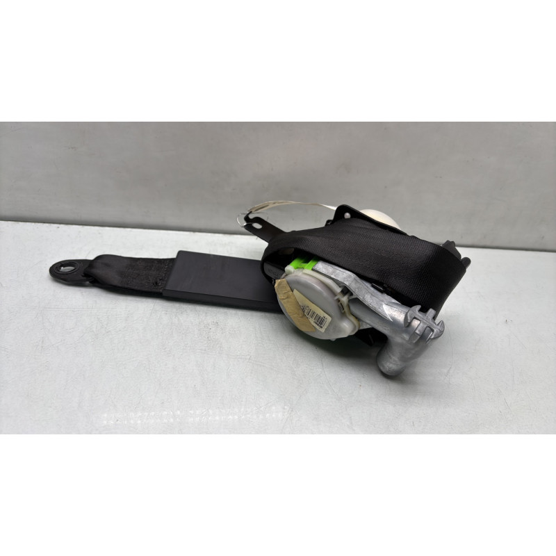 Pretensionneur de ceinture avant droit KIA VENGA Photo n°1