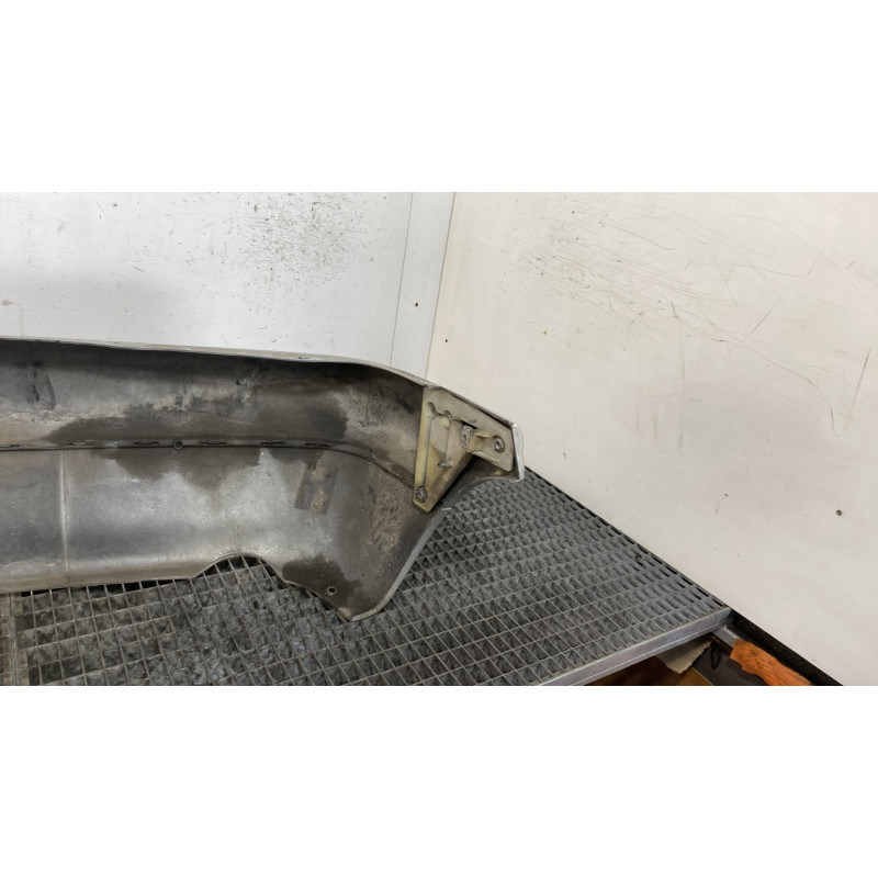 Pare choc arriere CITROEN SAXO Photo n°6