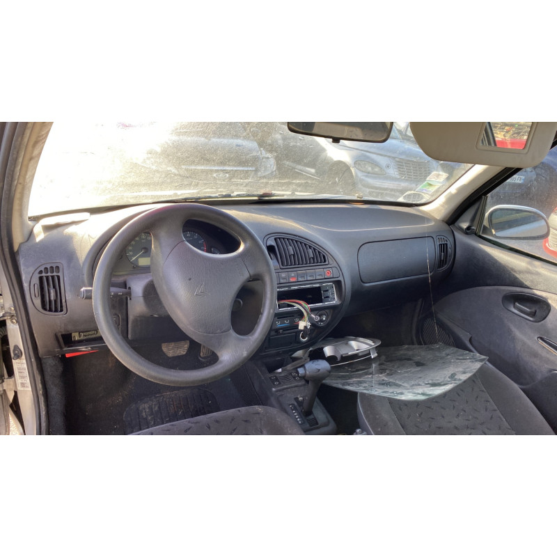 Pare choc arriere CITROEN SAXO Photo n°19