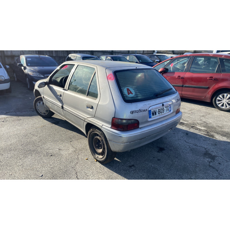 Vitre arriere gauche CITROEN SAXO Photo n°9