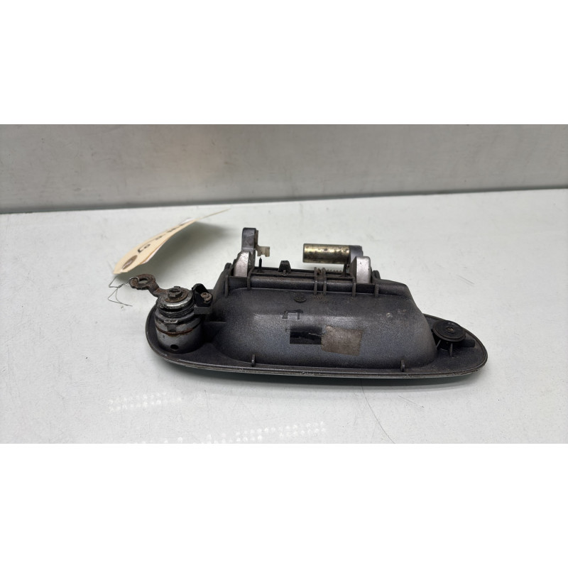 Poignee porte avant gauche HONDA CIVIC 7 Photo n°3